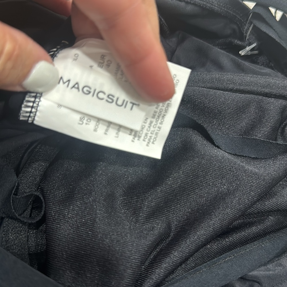 Magicsuit - Picture 9 of 10